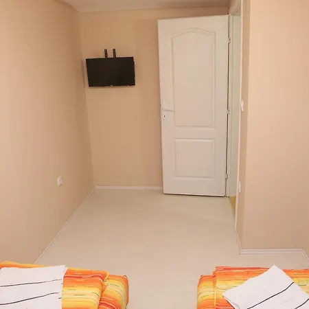 Apartment Centar 1 *