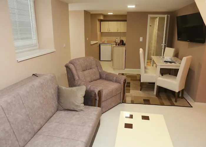 Centar 1 سوبوتيتْسا