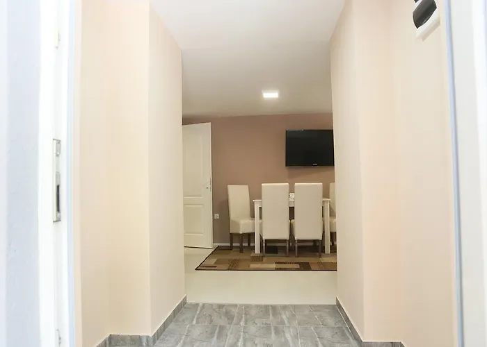 Centar 1 * سوبوتيتْسا